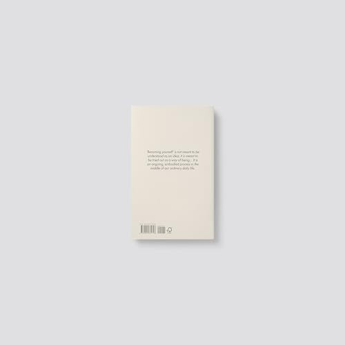 Becoming Yourself: Teachings on the Zen Way of Life - Retail Maharaj