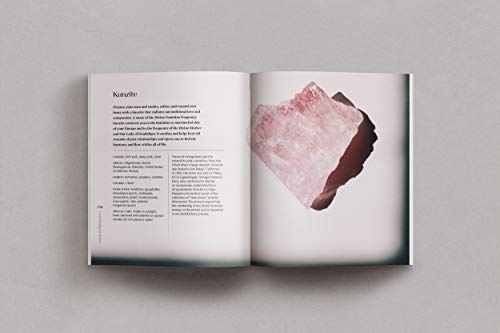 Crystal Healing for Women: A Modern Guide to the Power of Crystals for Renewed Energy, Strength, and Wellness - Retail Maharaj