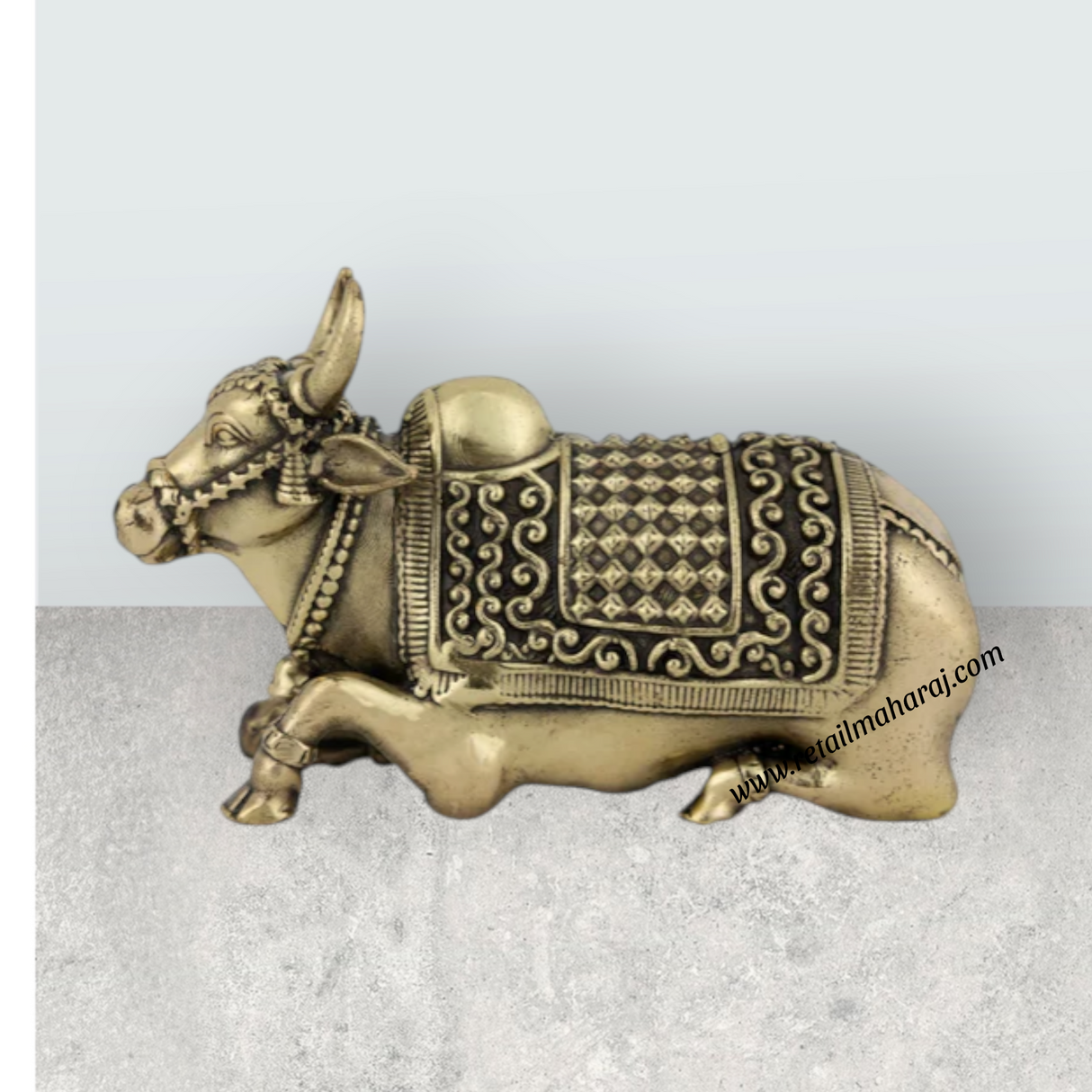 Nandi Murti - 1.75 x 2.25 Inches | Antique Brass Idol / Nandi Statue / Nandi Bhagavan for Pooja Décor - Retail Maharaj