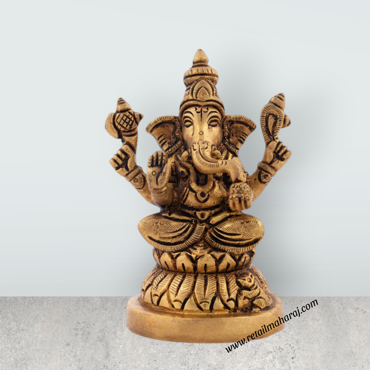 Ganesh Murti - 4.5 x 3 Inches | Antique Brass Statue/ Vinayaka Idol for Pooja / 680 Gms Approx - Retail Maharaj