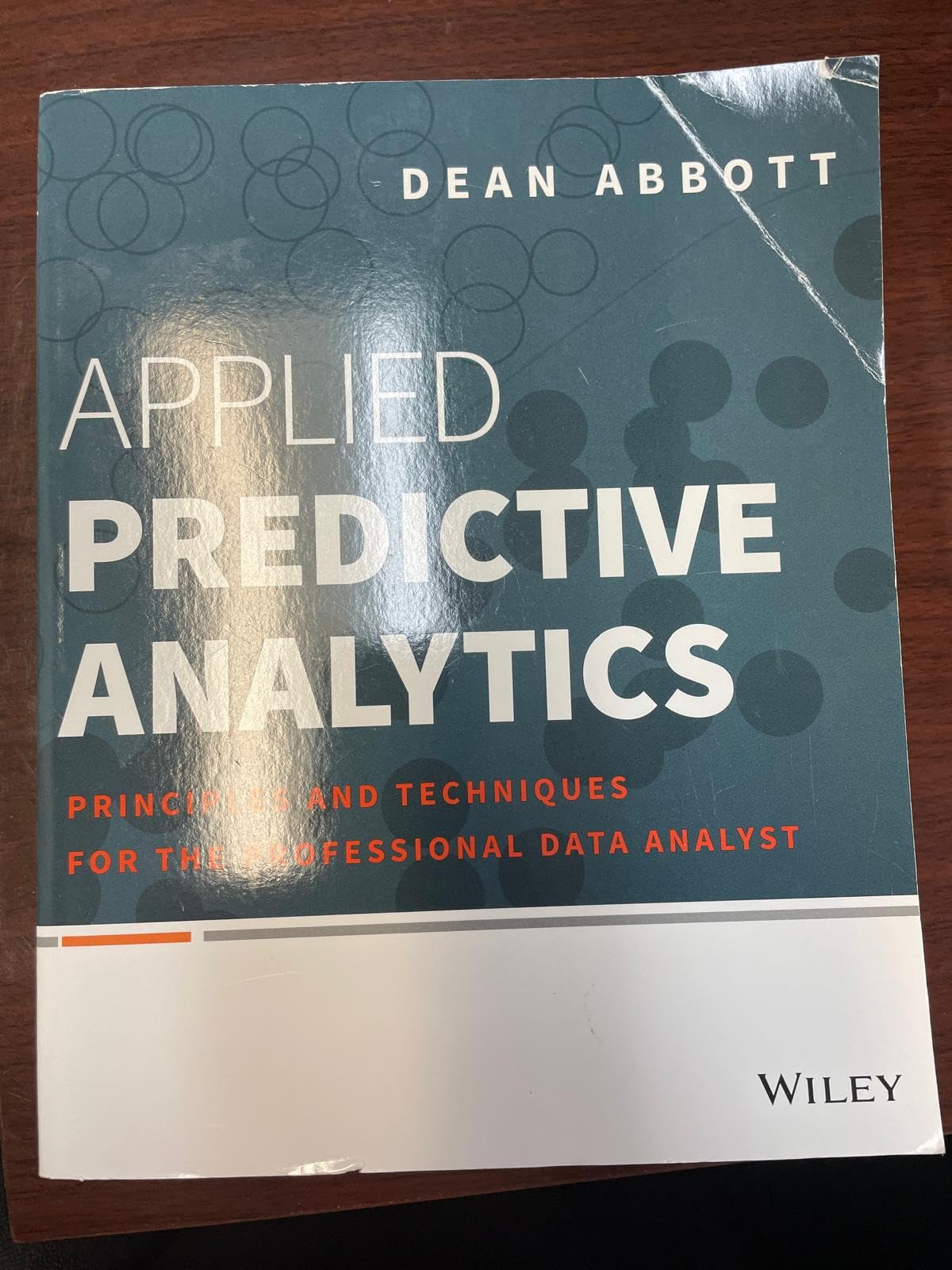 Applied Predictive Analytics: Principles and Techniques for the Professional Data Analyst - Retail Maharaj