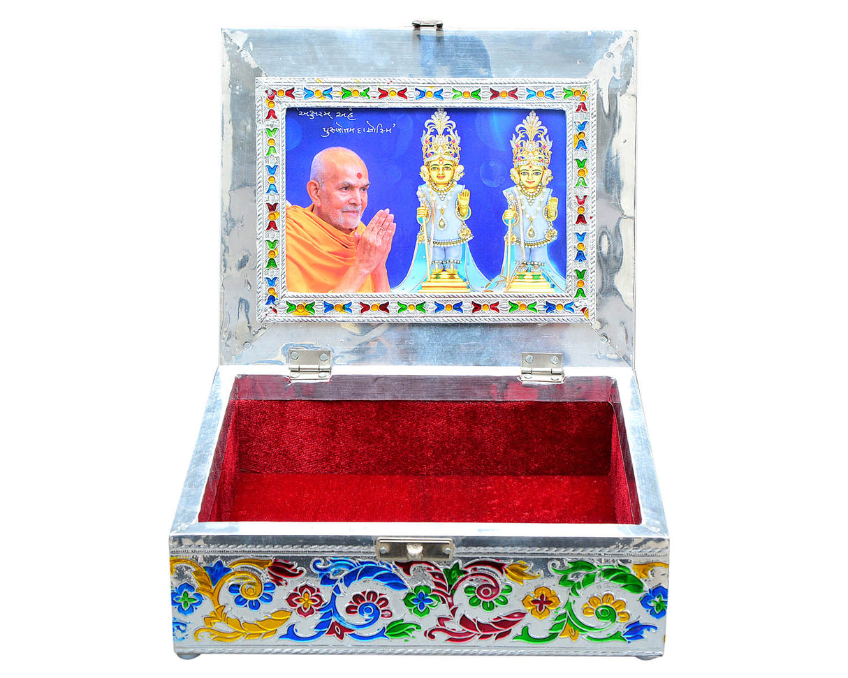 Pooja Peti Minakari