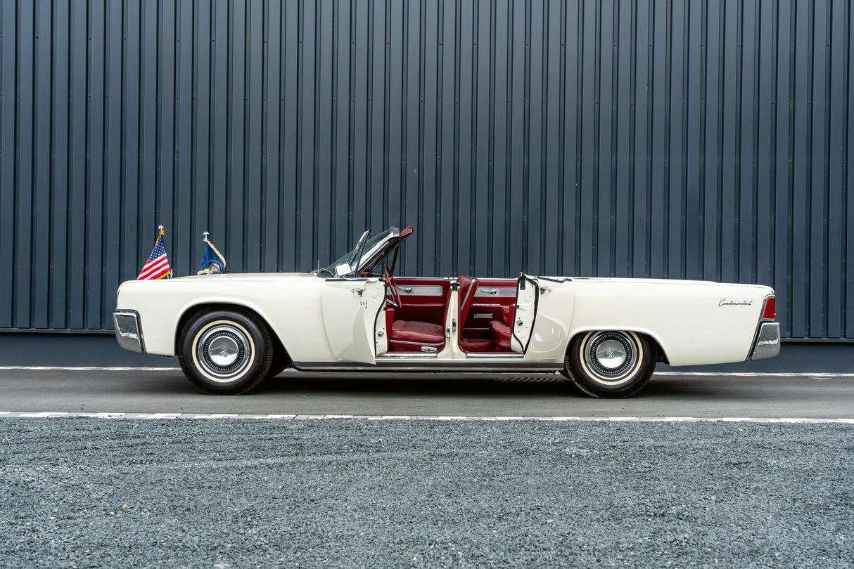 Classic Cars Review: Revised Edition - Retail Maharaj