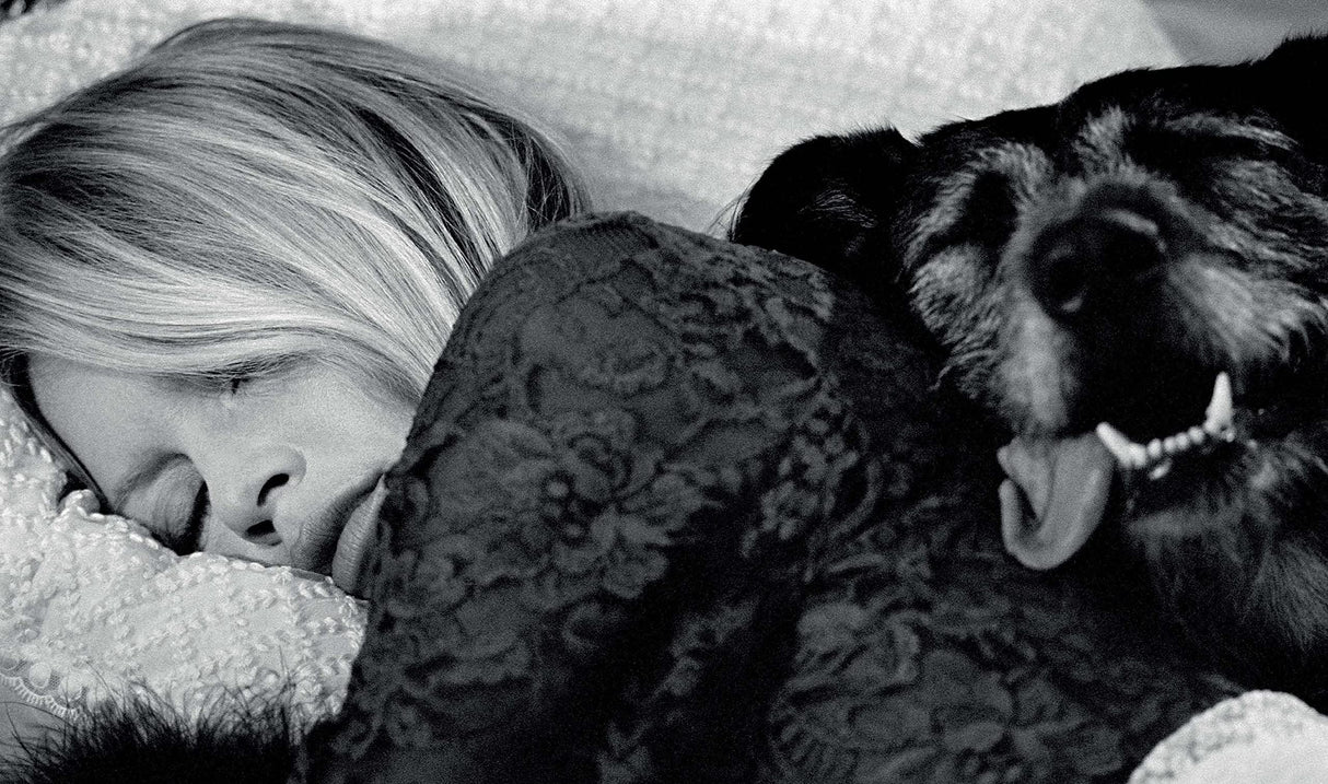 Terry O'Neill: The A-z of Fame - Retail Maharaj