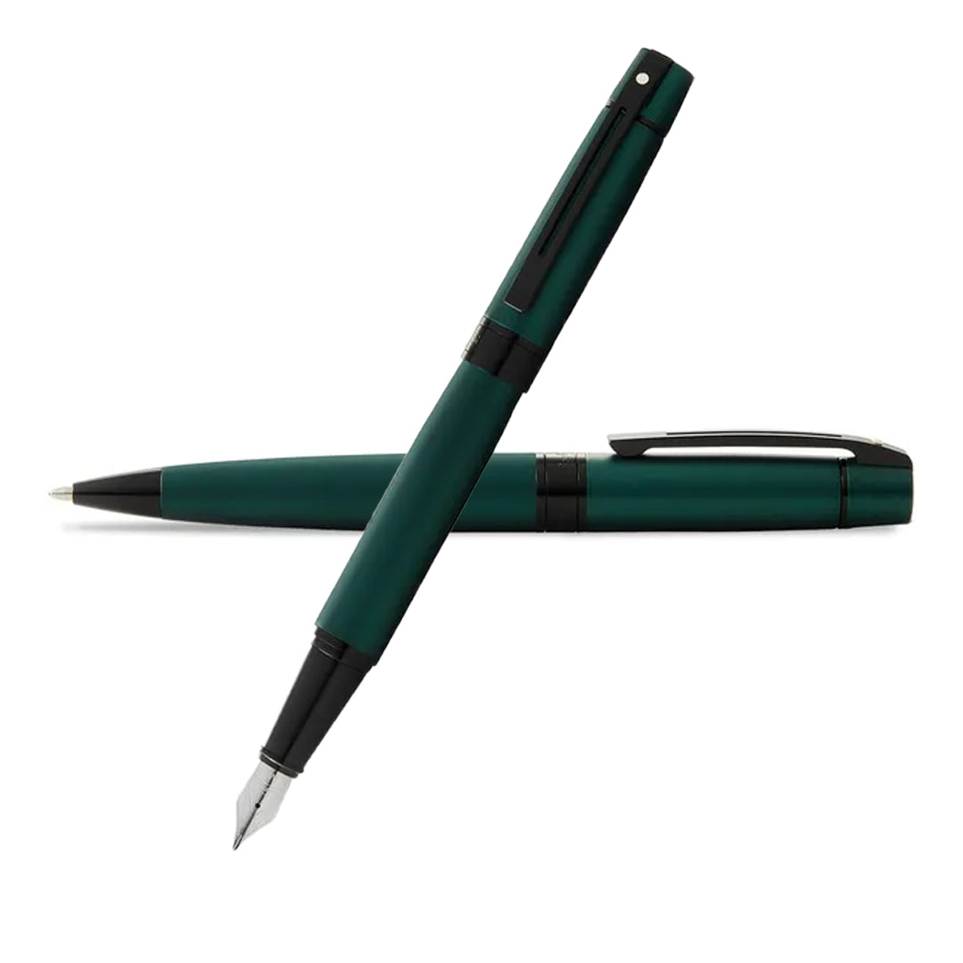 Sheaffer 300 Lacquer Fountain Pen Matte Green with Black Trim - Retail Maharaj