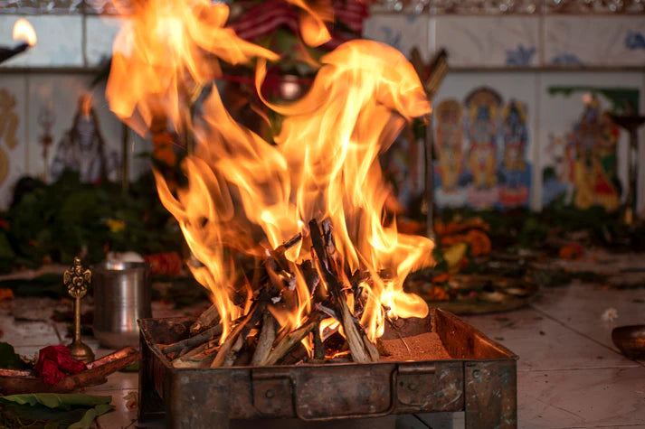 Diwali Special: Maha Lakshmi Homam and Kubera Pooja from the Convenience of Your Home - Retail Maharaj