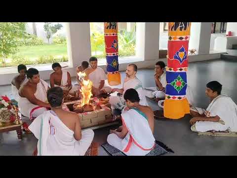 Diwali Special: Maha Lakshmi Homam and Kubera Pooja from the Convenience of Your Home - Retail Maharaj