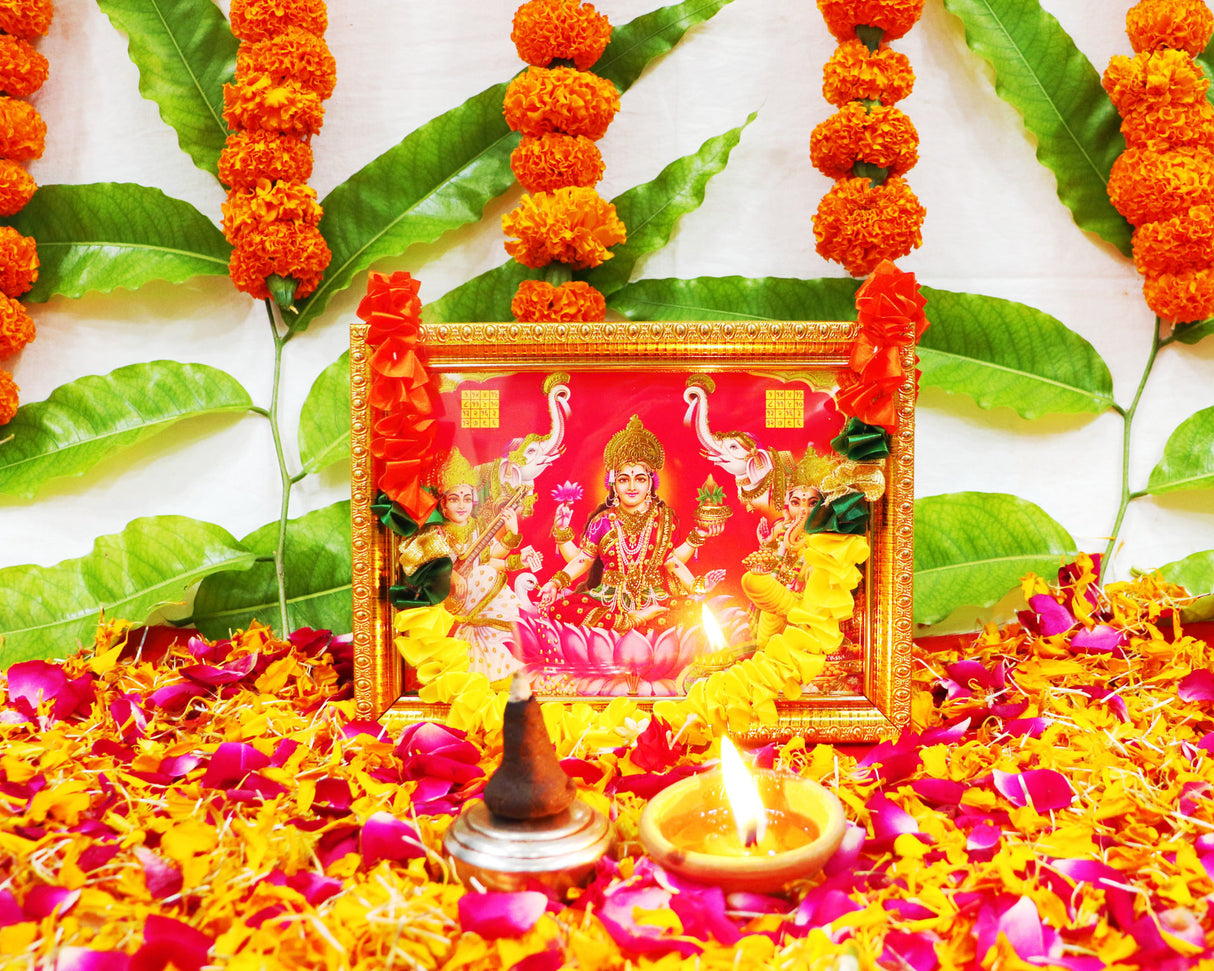 Arkam Premium Diwali Puja Samagri Kit for Lakshmi Pujan/ Mahalakshmi Puja Kit/ Laxmi Puja Samagri Kit/ Deepavali (45+ Items) with Detailed Puja Vidhi - Retail Maharaj