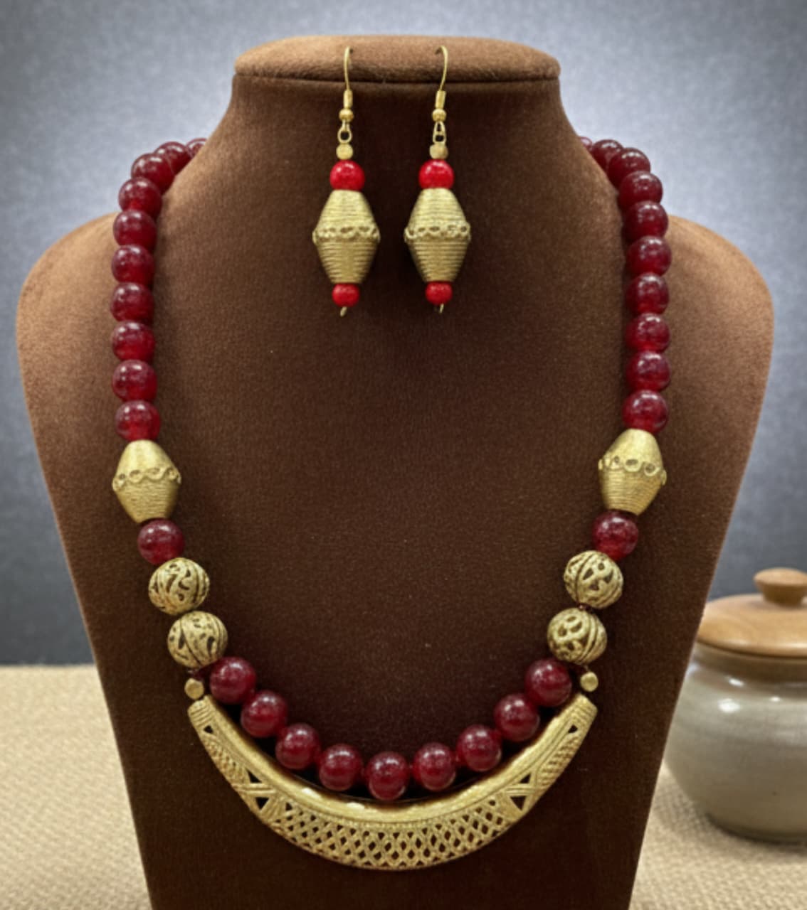 Premium Authentic Dokra & Red Beaded Necklace Set with Matching Earrings – Handmade Tribal Ethnic Jewelry