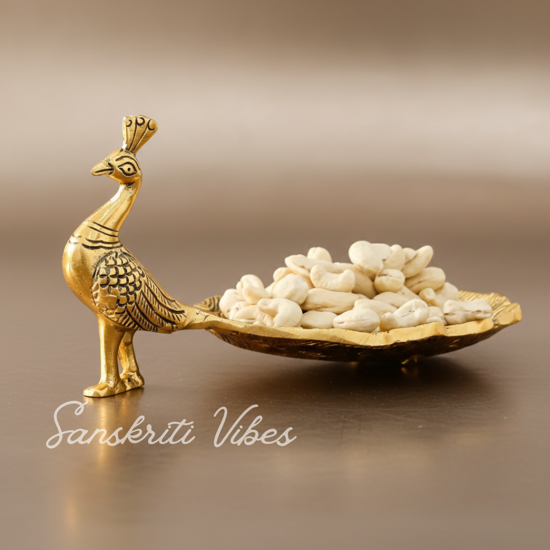 Hand Crafted Metal Duck Wing Shape Tray Golden Finish Dry Fruit Serving Tray for Home Centre Table (Pack of 1) - Retail Maharaj