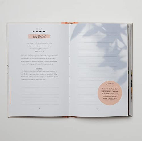 52 Weeks of Resilience: A One-Year Journal to Bounce Back from Worry and Rediscover Peace - Retail Maharaj