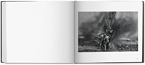 Sebastiao Salgado. Kuwait. A Desert on Fire - Retail Maharaj
