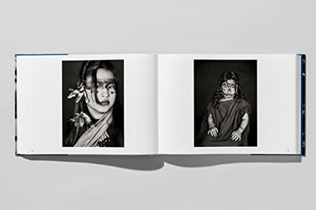 Sebastião Salgado. Amazônia: Amazônia - Retail Maharaj