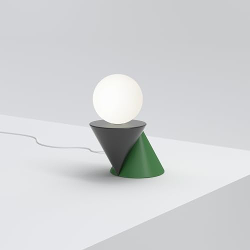 Sculpting Light: 500 Lamps - Retail Maharaj