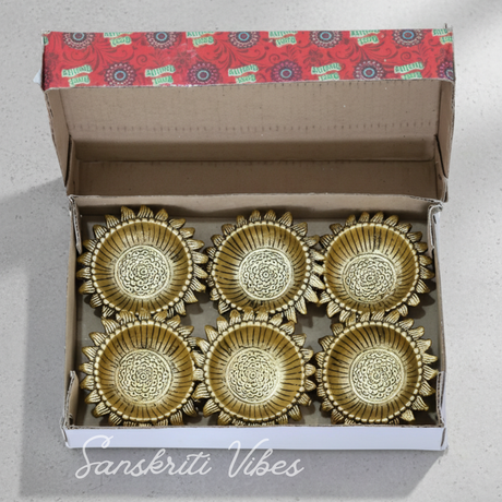 Decorative Sunflower Diya Set Gold-Plated Metal Traditional Festival Oil Lamps (Pack of 6 Pcs) - Retail Maharaj