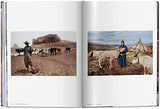 Steve McCurry. Animals - Retail Maharaj
