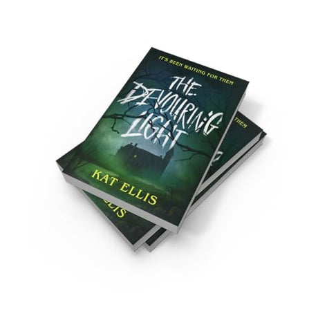The Devouring Light: The brand new, terrifying YA horror from the award-winning author of Wicked Little Deeds - Retail Maharaj