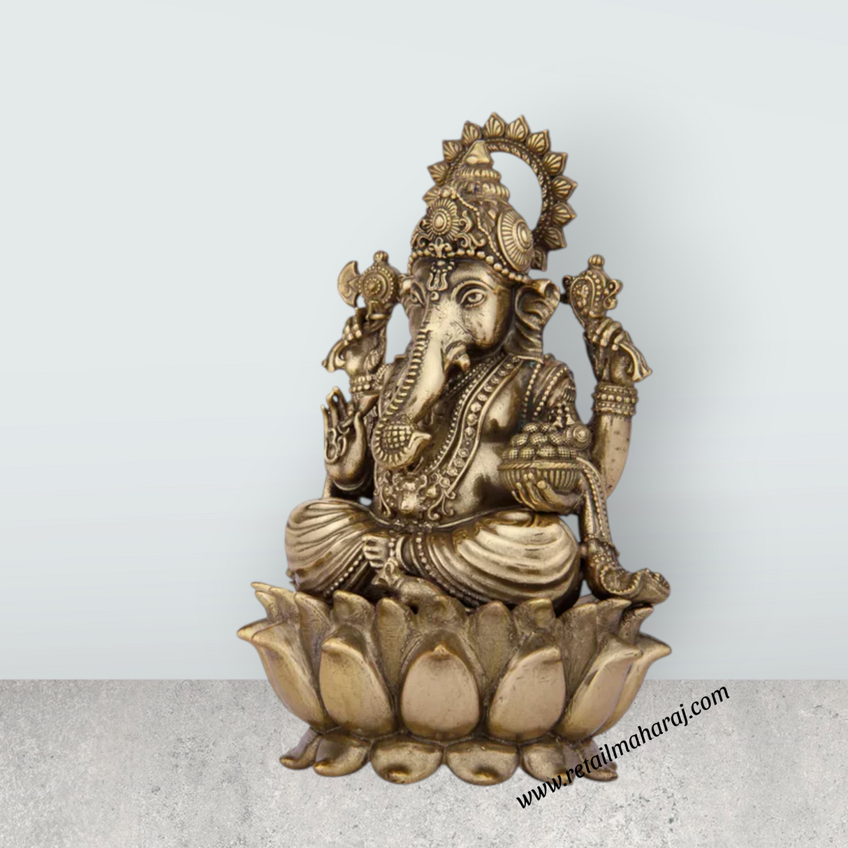 Ganesh Murti - 6 x 4 Inches | Brass Vinayaka Idol / Ganesh Sitting On Lotus for Pooja/ 680 Gms Approx - Retail Maharaj