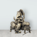 Ganesh Murti - 4 x 3.5 Inches | Brass Vinayaka Idol/ Ganesha Sitting On Sinhasan/ 310 Gms Approx - Retail Maharaj