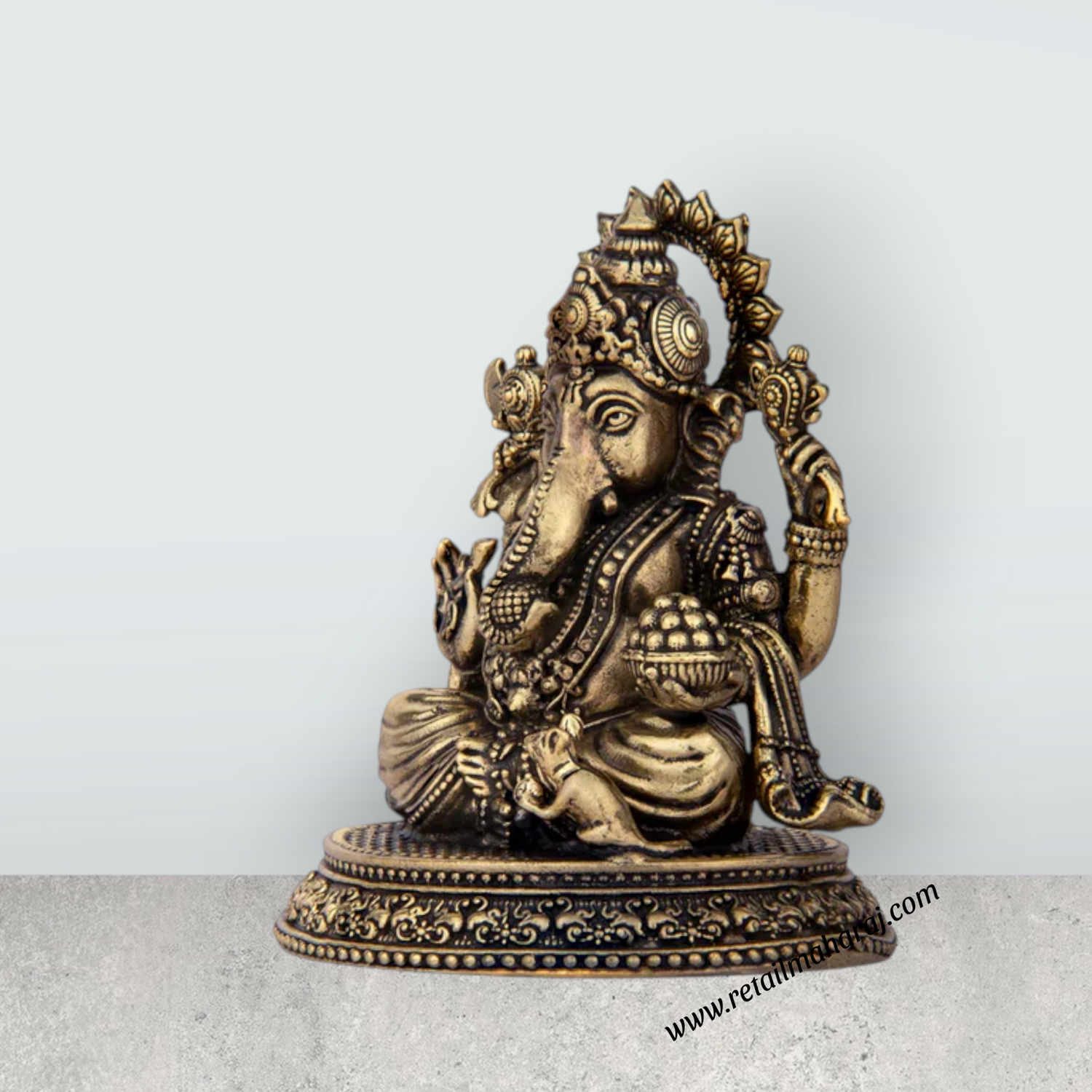 Krishnan Statue - 7.5 x 3.25 Inches | Brass idol/ Krishna Flute Statue for Pooja/ 375 Gms Approx - Retail Maharaj