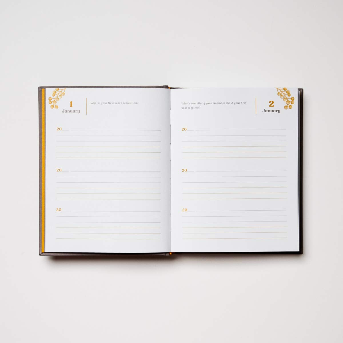 Our Daily Question: A Three-Year Journal for Couples - Retail Maharaj
