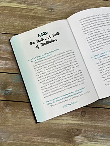 A Mindful Moment: 5-Minute Meditations and Devotions - Retail Maharaj