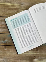 A Mindful Moment: 5-Minute Meditations and Devotions - Retail Maharaj