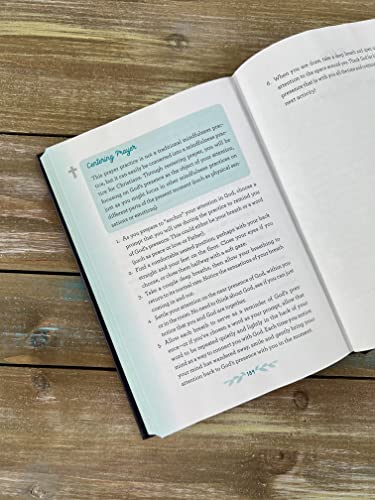 A Mindful Moment: 5-Minute Meditations and Devotions - Retail Maharaj