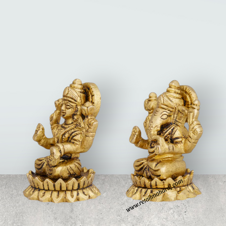 Laxmi Ganesh Murti - 2.5 x 1.5 Inches | Lakshmi Ganesha Idol/ Antique Brass Idol for Pooja/ 365 Gms Approx - Retail Maharaj