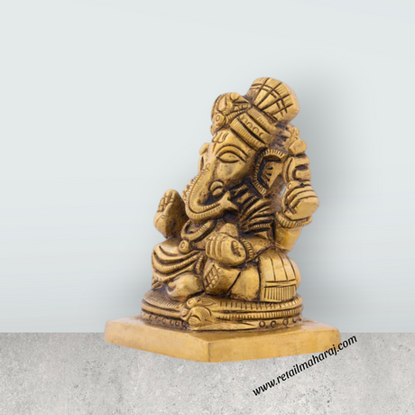 Ganesh Pagidi - 3 x 2.5 Inches | Antique Brass Statue/ Ganesh Murti for Pooja/ 505 Gms Approx - Retail Maharaj