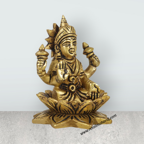 Laxmi Murti - 3.5 x 2.75 Inches | Brass Idol/ Lakshmi Idol/ Lakshmi Murti/ Lakshmi Statue for Pooja - Retail Maharaj