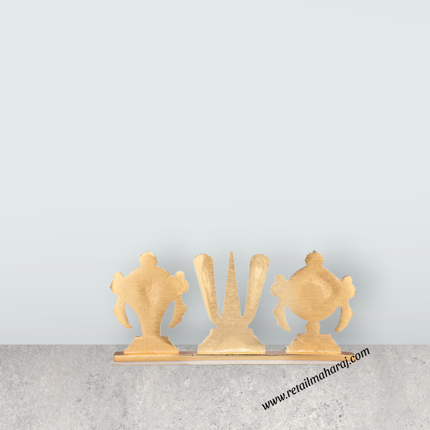 Shankh Chakra Tilak Stand - 2 x 4 Inches | Gold Polish Chakra Tilak Shankh for Pooja/ 100 Gms Approx - Retail Maharaj