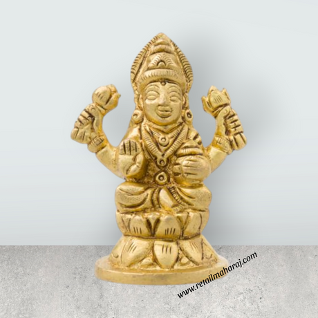 Laxmi Murti - Kamal Base - 3 x 2.25 Inches | Brass Idol/ Lakshmi Idol/ Lakshmi Murti/ Lakshmi Statue for Pooja - Retail Maharaj