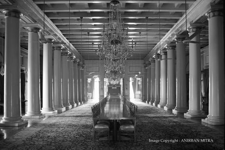 ECHOES OF GRANDEUR : The Government Houses and Estates of Bengal - Retail Maharaj