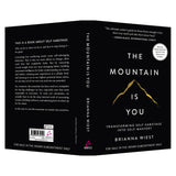 The Mountain Is You: Transforming Self-Sabotage Into Self-Mastery (English) - Retail Maharaj
