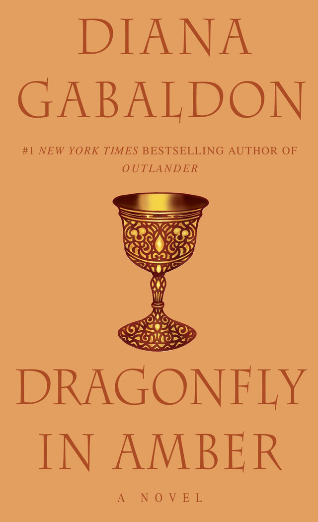 Dragonfly in Amber: A Novel: 2 (Outlander) - Retail Maharaj