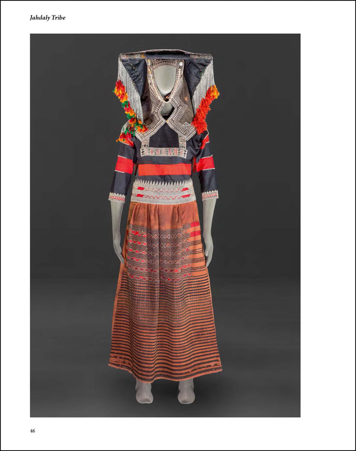 Traditional Costumes of Saudi Arabia: The Mansoojat Foundation Collection - Retail Maharaj