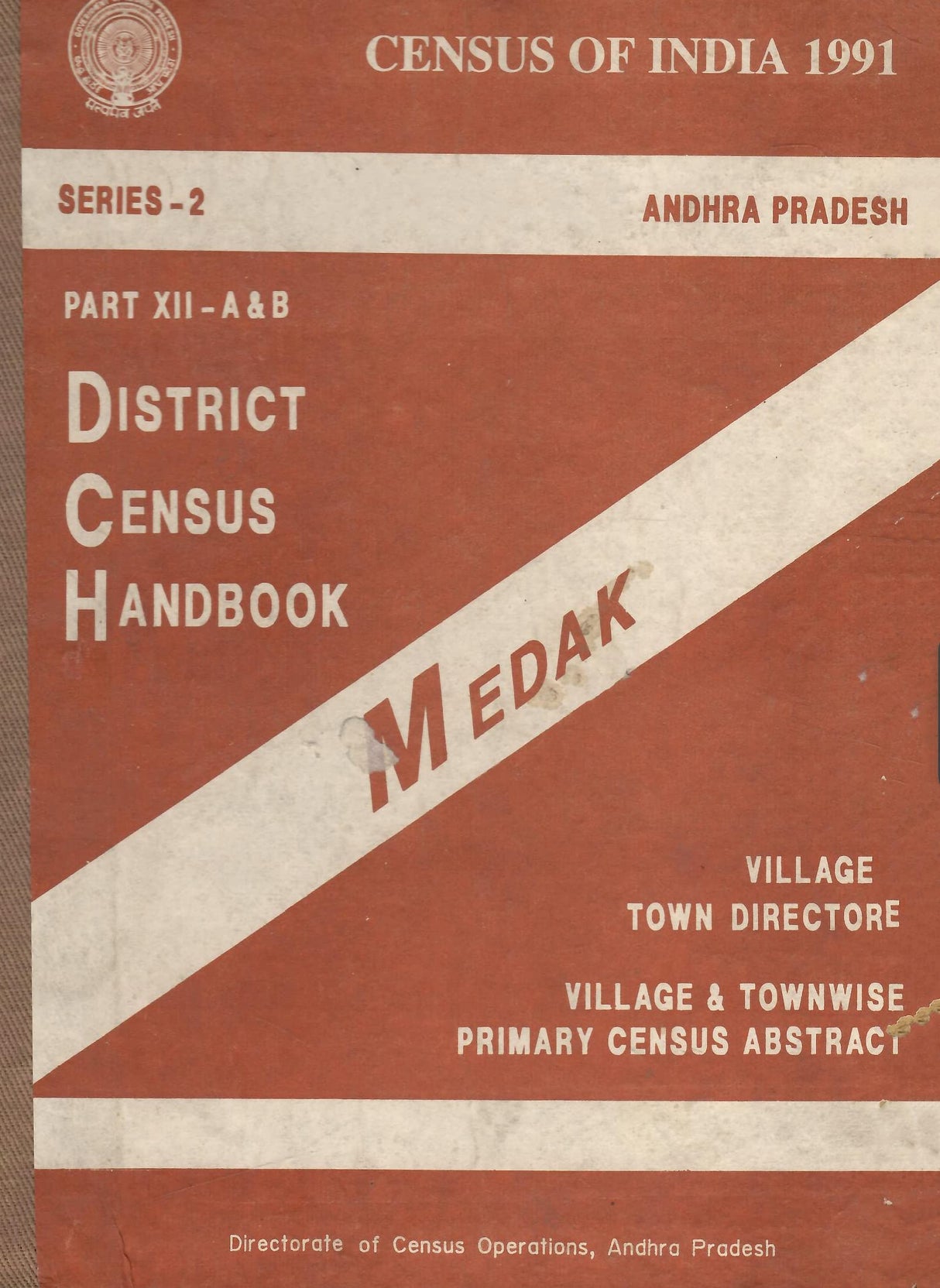 Census of India 1991 - Andhra Pradesh - District Census Handbook - Medak [Hardcover] Directorate of Census Operations, Andhra Pradesh