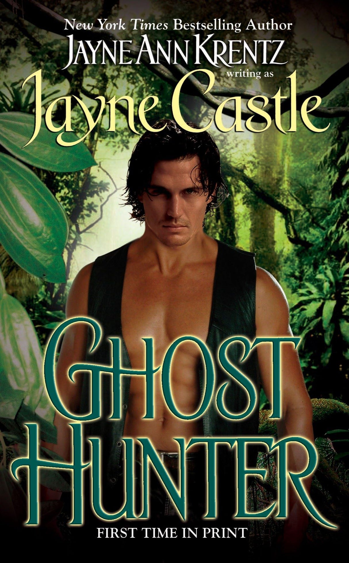Ghost Hunter: 4 (A Harmony Novel) - Retail Maharaj