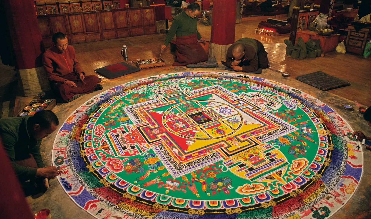 Mandala In Search of Enlightenment: Sacred Geometry in the World’s Spiritual Arts: Sacred Geometry in the World’s Spiritual Arts - Retail Maharaj