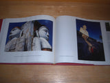 Buddha: The Living Way - Retail Maharaj