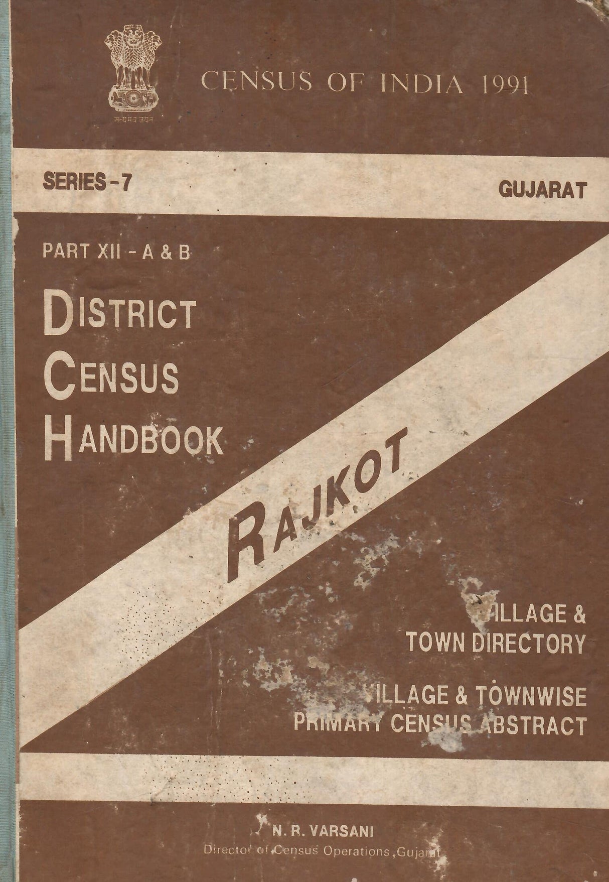 Census of India 1991 - Gujarat - District Census Handbook - Rajkot [Hardcover] N. R. Varsani