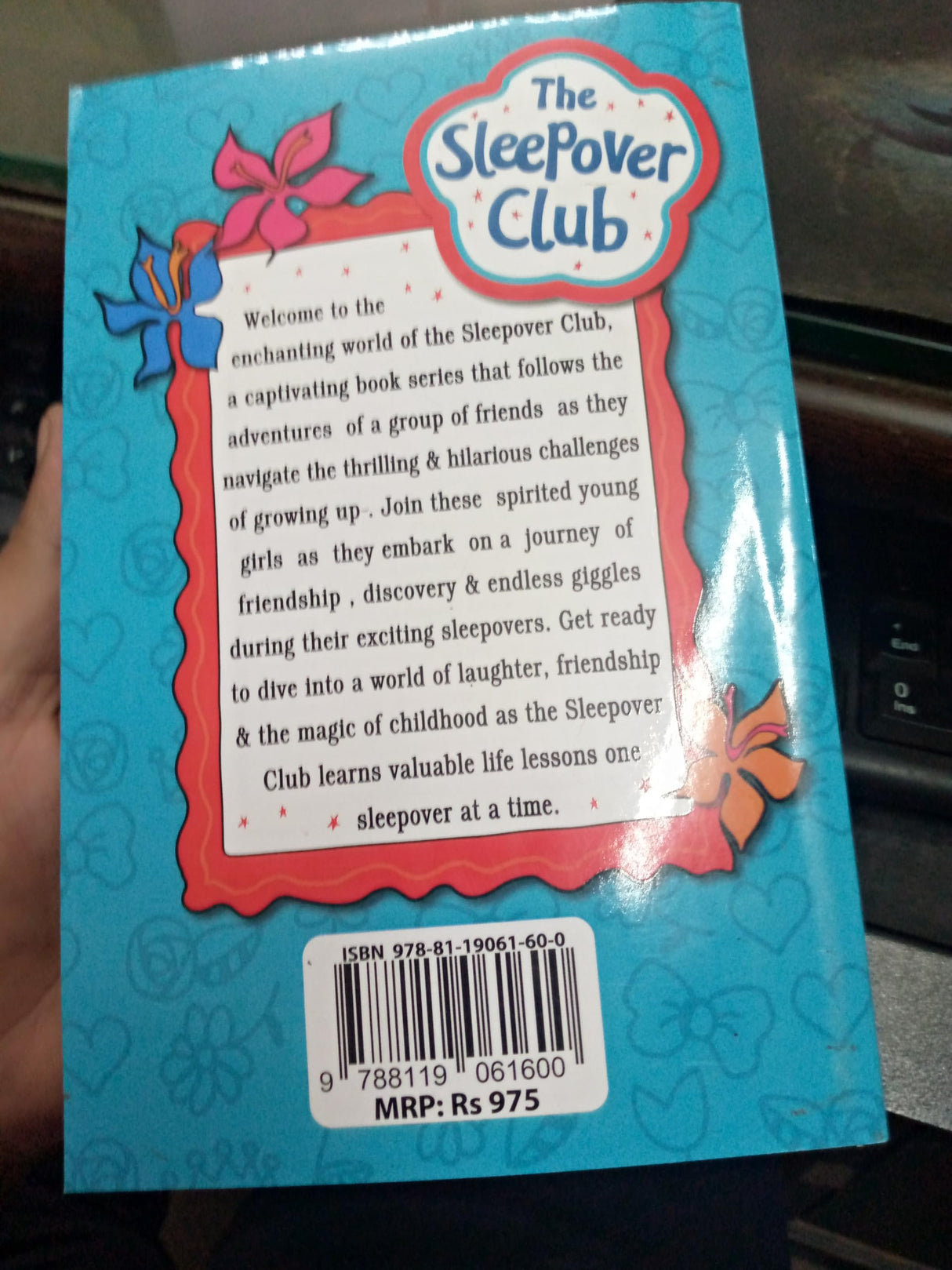 THE SLEEPOVER CLUB 5 IN 1 NO 1 - Retail Maharaj