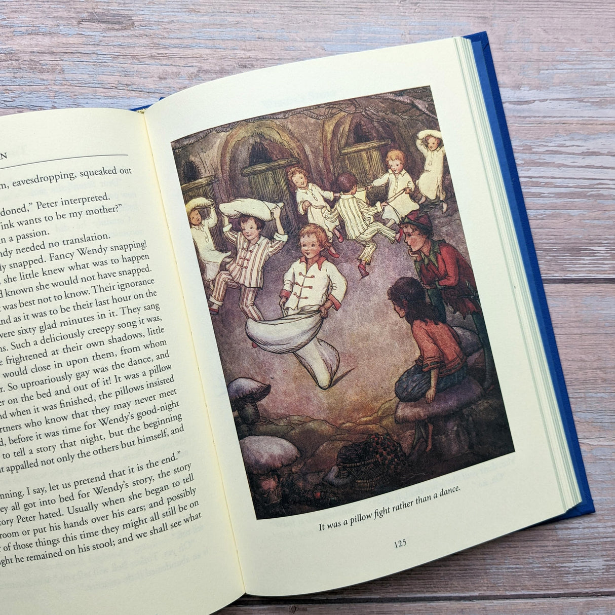 Peter Pan (Bath Treasury of Children's Classics) - Retail Maharaj