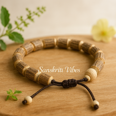 Original Tulsi Hand Bracelet for Man and Woman – Traditional Look Spiritual Bracelet - Retail Maharaj