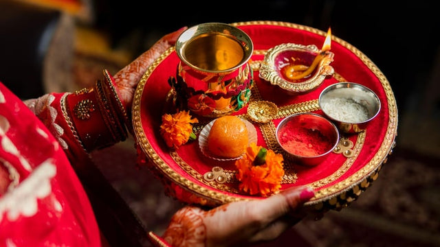 Divya Karwa Chauth Puja at Har Ki Pauri - Retail Maharaj