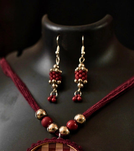 Swastik Shakti Traditional Necklace Set | Handcrafted Red Swastik & Cowrie Shell Necklace for Festivals - Retail Maharaj