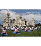 Harmony at the Queen’s Garden – Fine Art Photograph by Sayantan Sengupta - Retail Maharaj