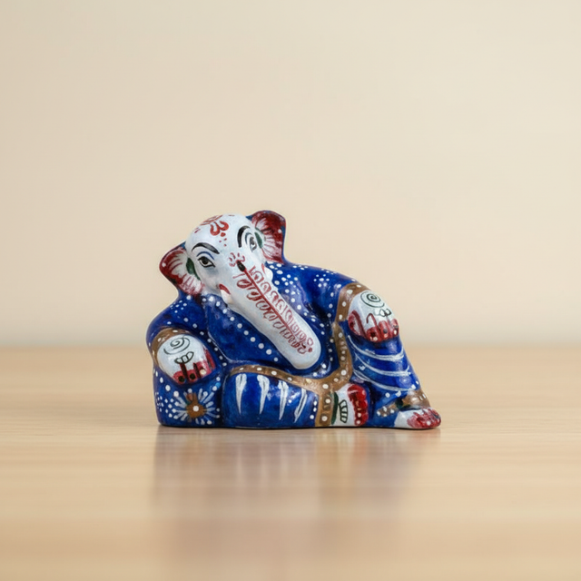 Resting Ganesh Murti – Painted Aluminium Vinayagar Statue / Resting Ganesha Idol for Pooja (1 Inch) - Retail Maharaj