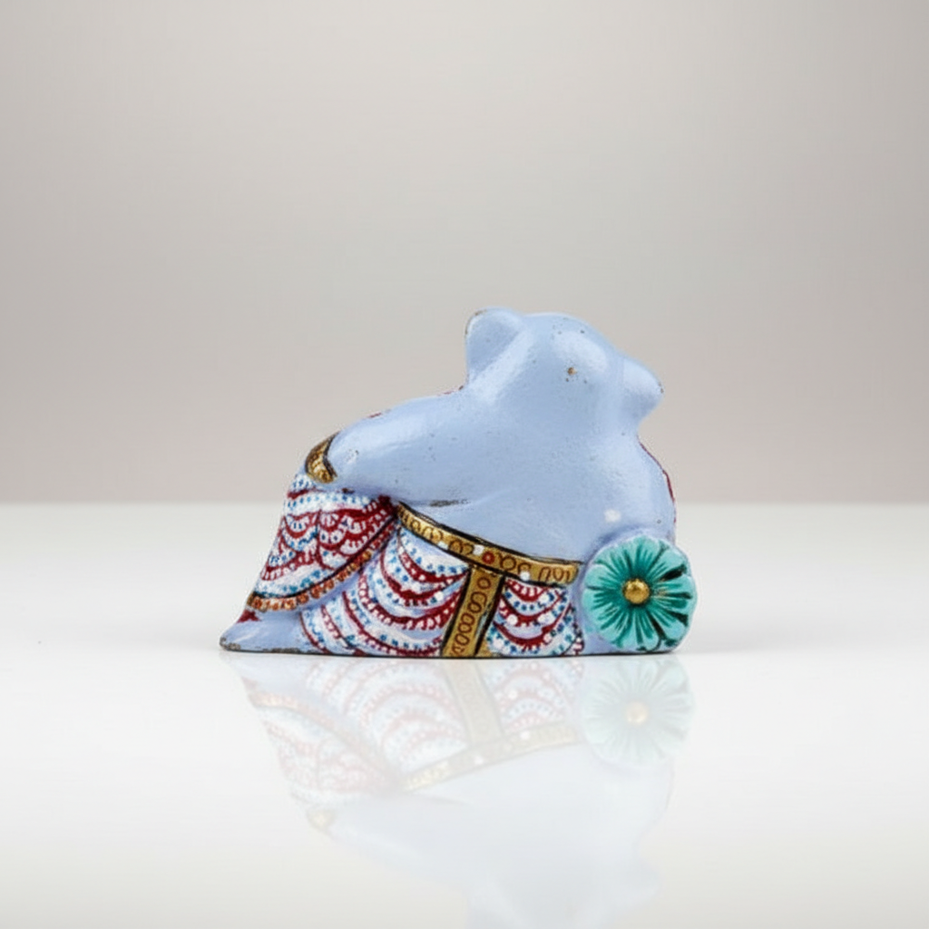 Resting Ganesh Murti – Aluminium Vinayagar Statue / Painted Ganpati Murti for Pooja (1 x 1.75 Inches) - Retail Maharaj